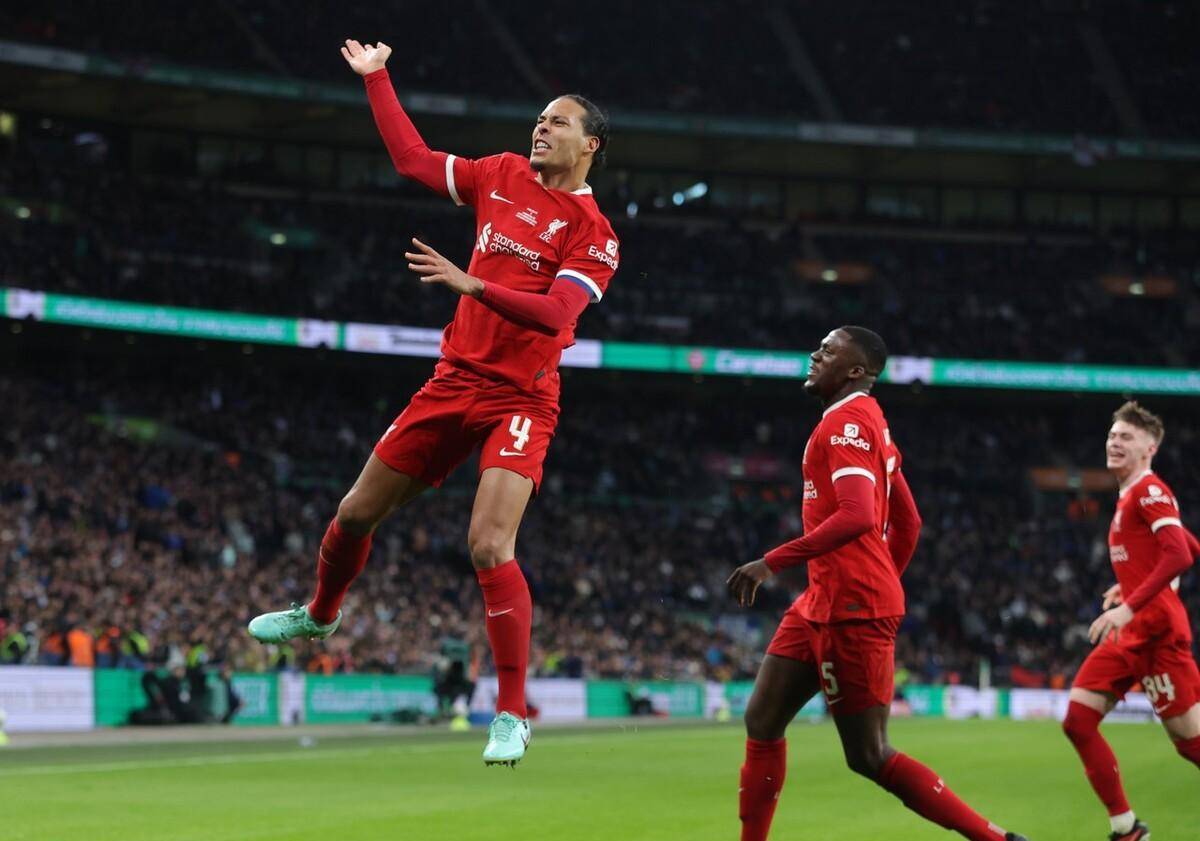 IM电竞 -包含赛地聚焦——英超今晨热度飙升，拜仁慕尼黑复出首秀，悬念犹存，临场指挥获称赞的词条